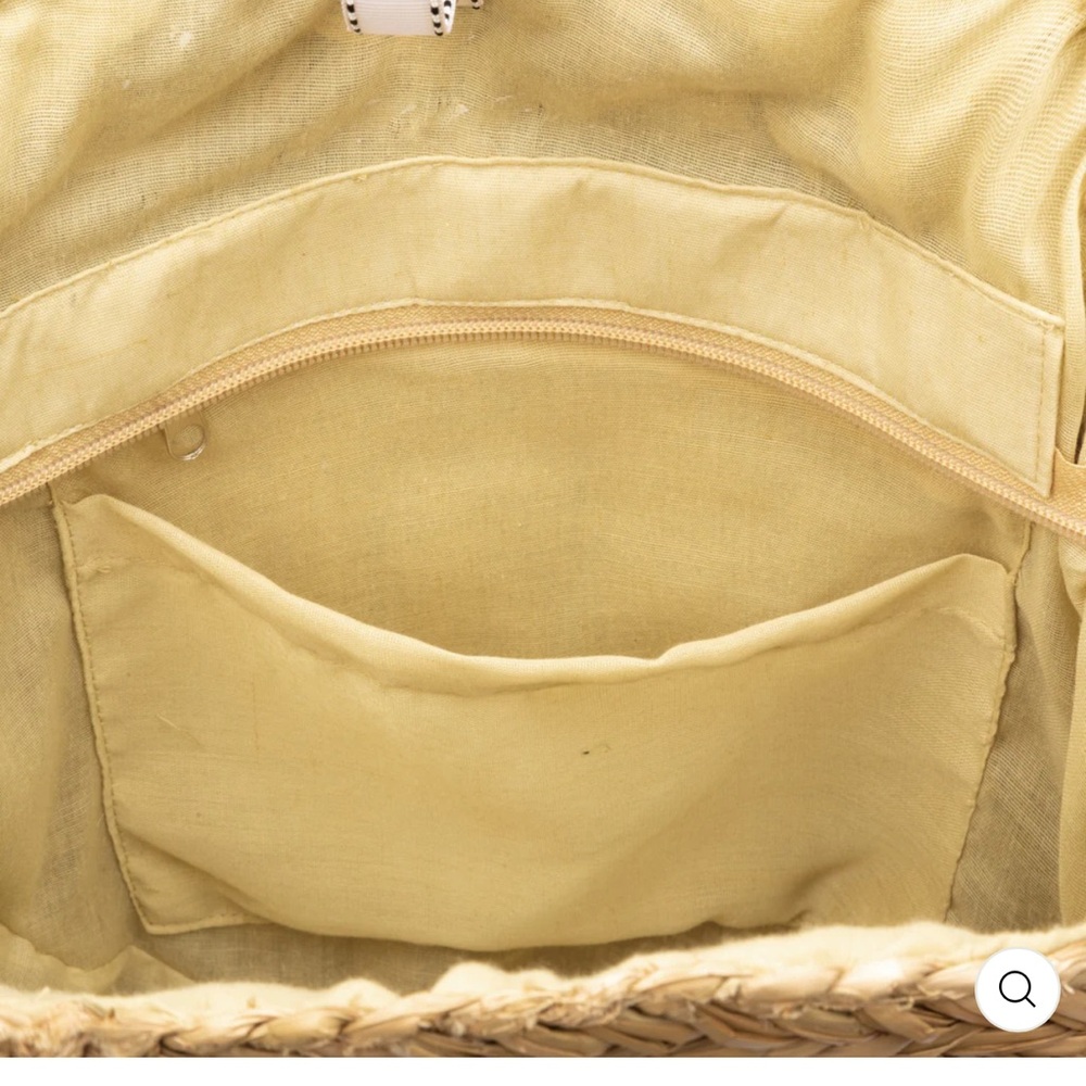 BAY SKY BELLE ROUND SHOULDER BAG A ROUND TOTE WITH ANTIQUE BRASS HARDWARE - Picture 3 of 5
